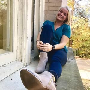 Meet your Posher, Kayla